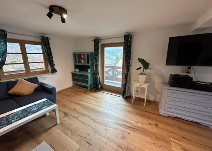 Charmante Farbenfrohe Wohnung Fuer Zwei