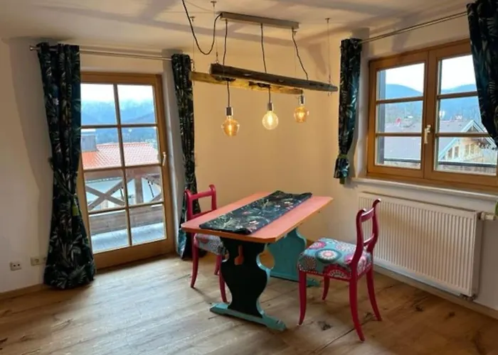 Charmante Farbenfrohe Wohnung Fuer Zwei