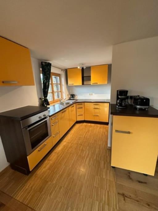 Apartment Charmante Farbenfrohe Fuer Zwei