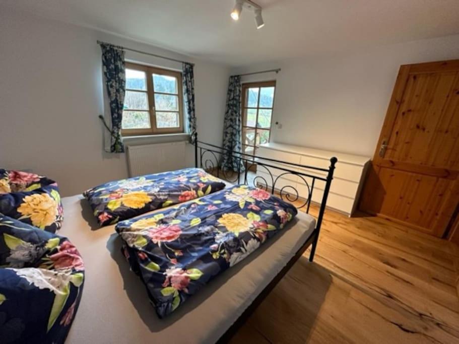 Charmante Farbenfrohe Fuer Zwei Apartment Fischbachau